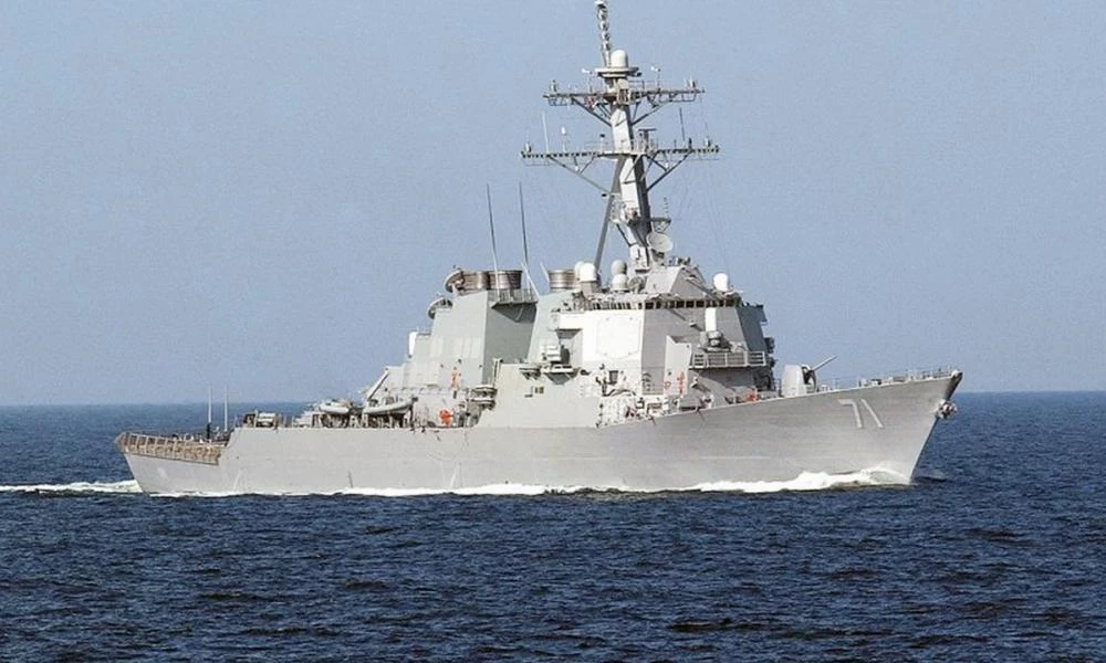 ΕΚΤΑΚΤΟ- Ρωσικό πολεμικό “έκοψε το δρόμο” στο αμερικανικό αντιτορπιλικό USS Ross στην Κριμαία (Βίντεο)